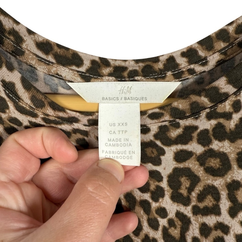 H&M Women’s Midi Length Leopard Print Side Slit Dress Size XXS - Picture 8 of 9